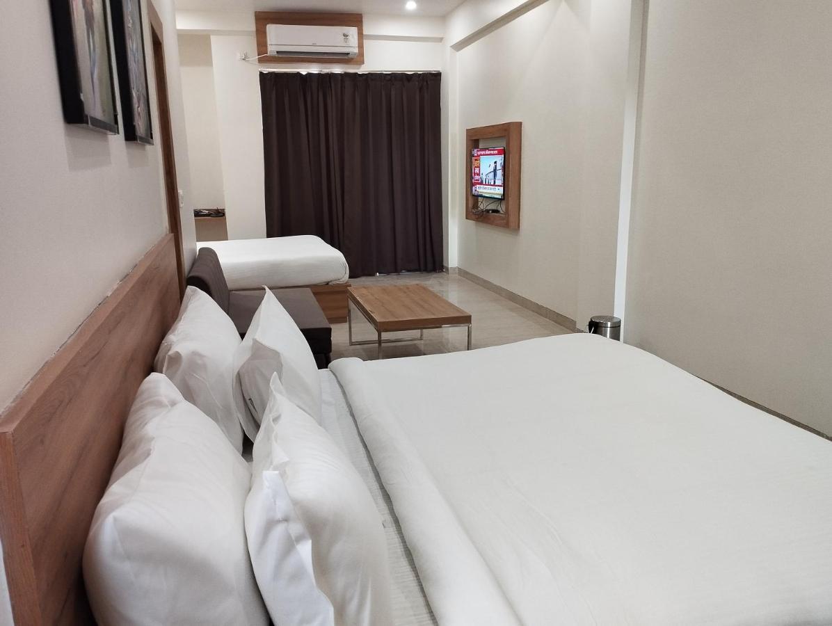 The Govindam Resort Vrindavan Ngoại thất bức ảnh