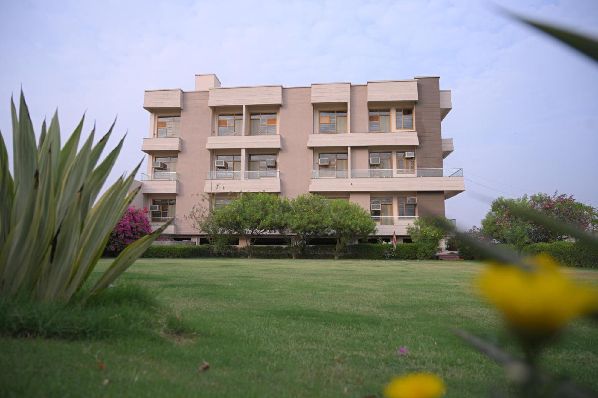The Govindam Resort Vrindavan Ngoại thất bức ảnh